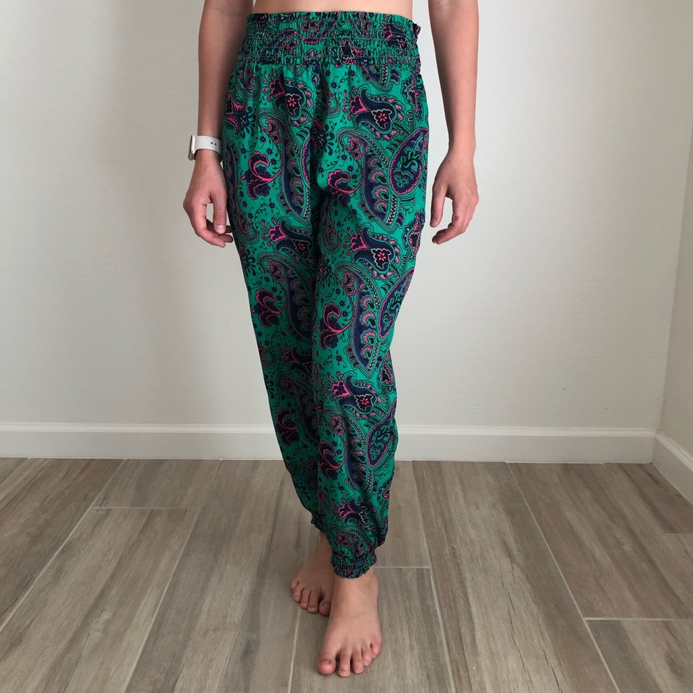 Aerie Loose Colorful Print Lightweight Jogger